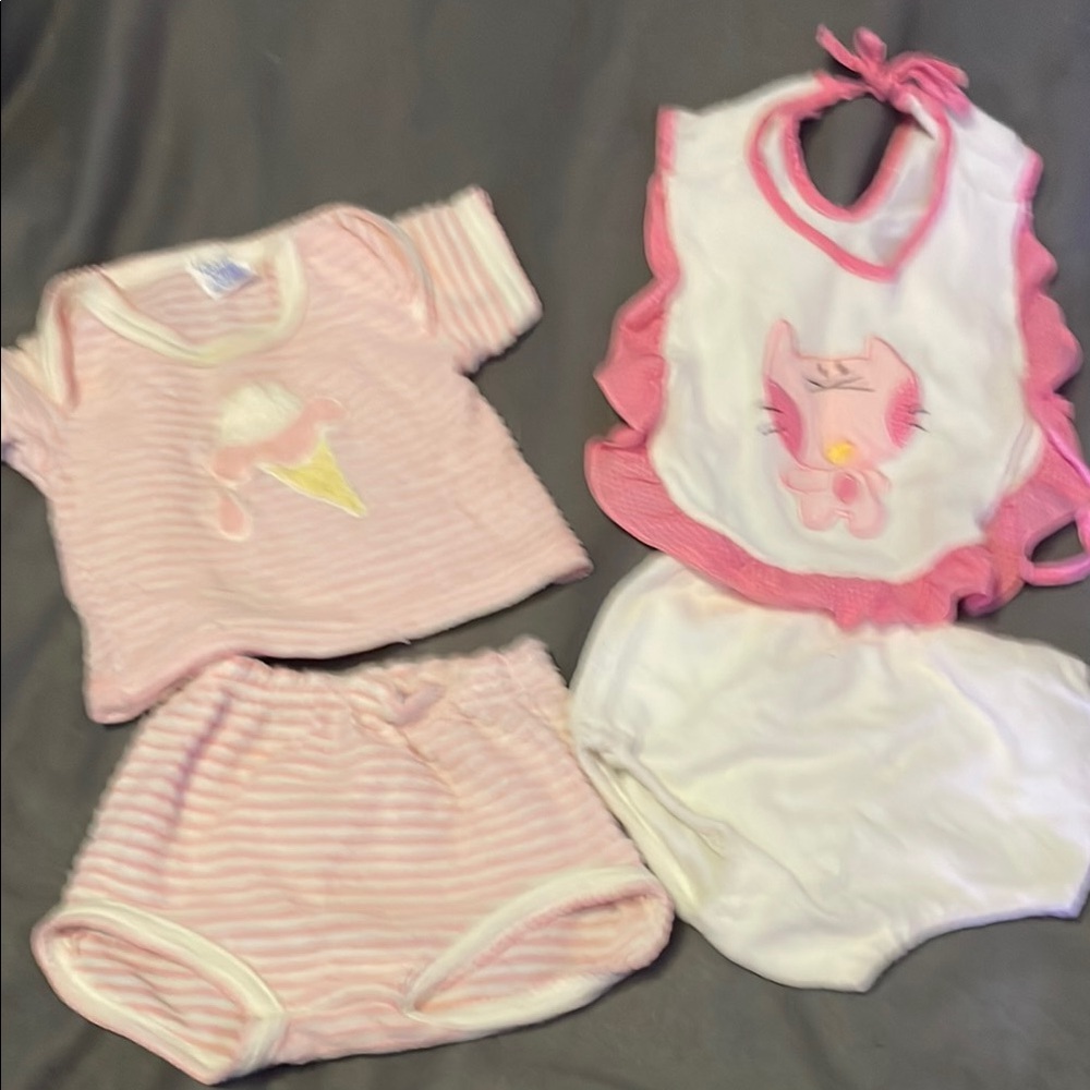 Bundled 2 for $7 Vintage Matching  Set